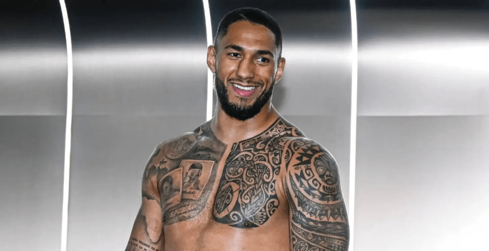 Бій Джошуа – Тоні Яйока стає реальністю: Френк Уоррен розкриває плани на 2025