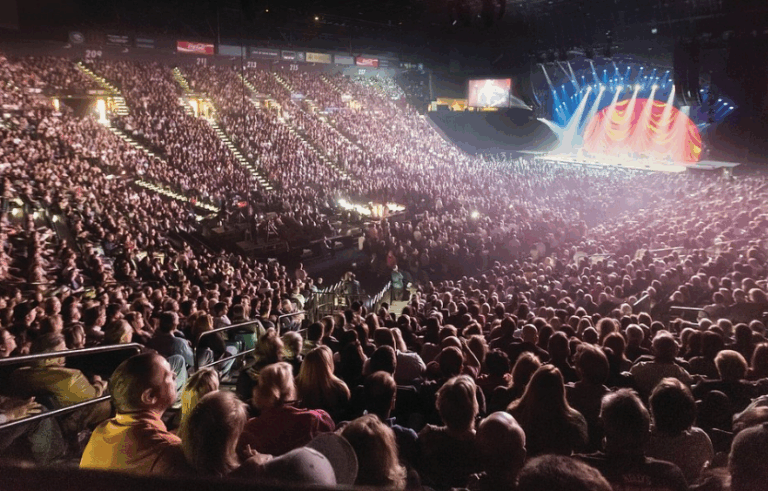 Тиждень боїв: пресконференції, фейси та зважування (Вегас і Лондон)